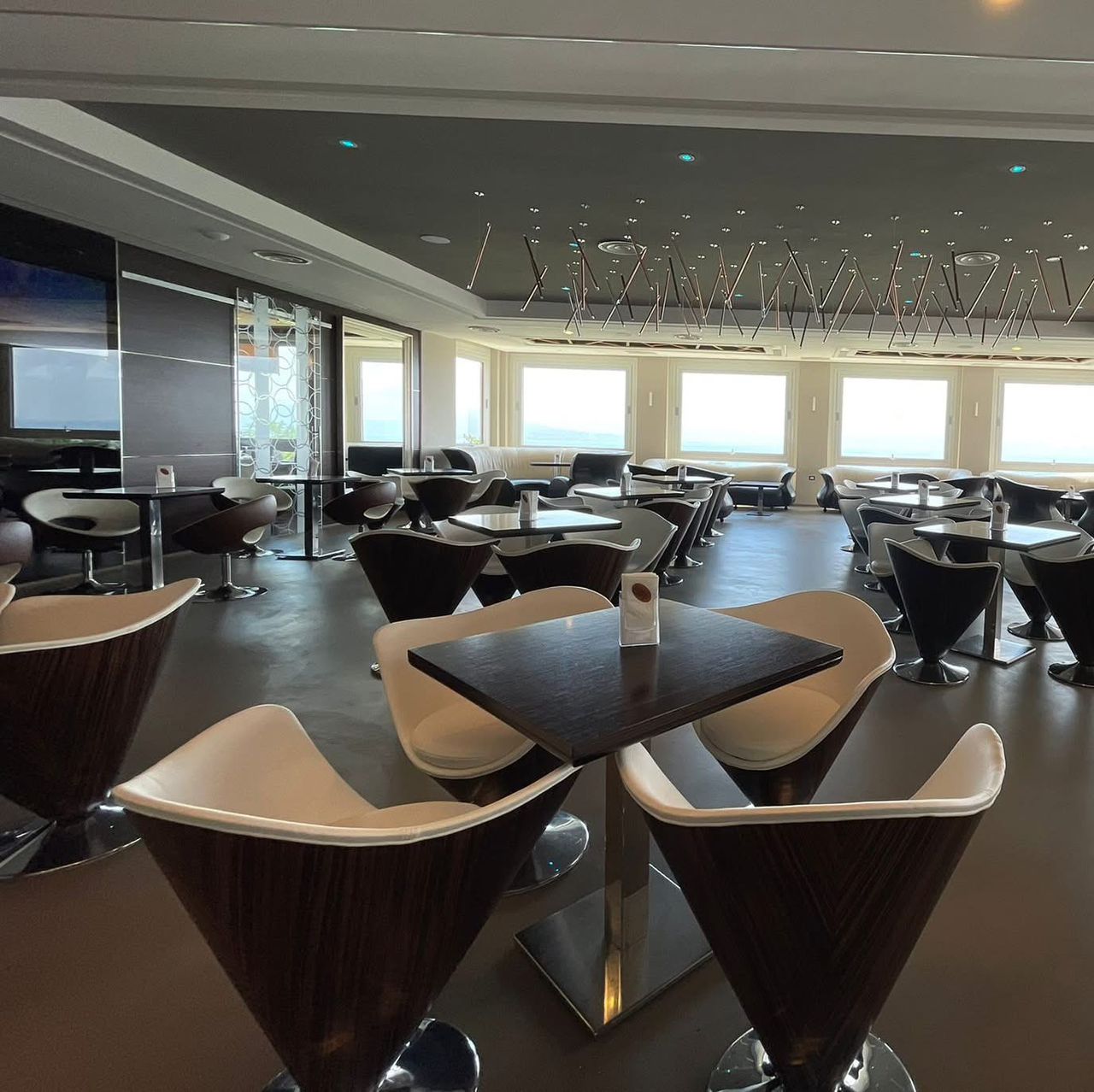 حلول حسب الطلب